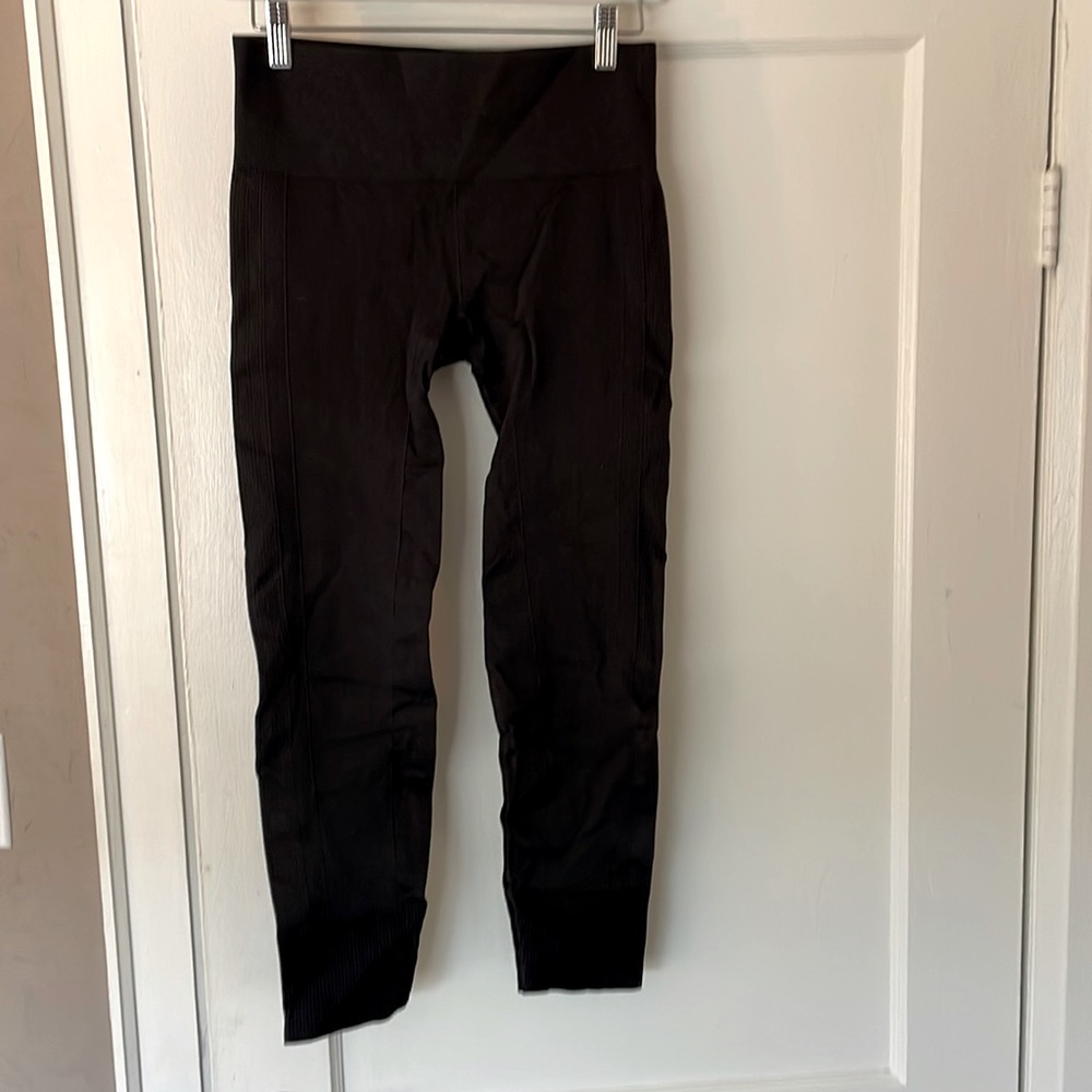 Lululemon ebb and flow pant